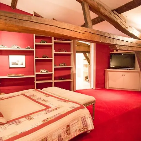 Semesterbostad Chateau De Pleneselve