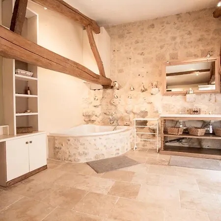 Chateau De Pleneselve * Bon-Encontre