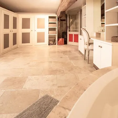 Chateau De Pleneselve Bon-Encontre