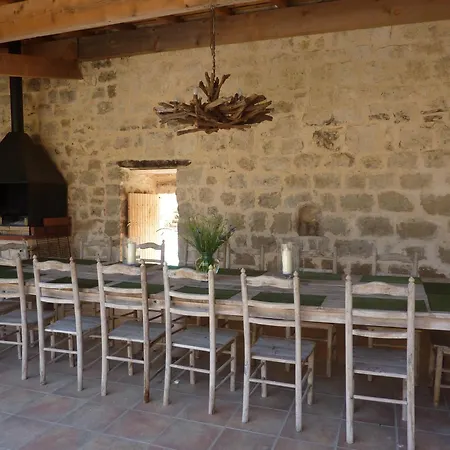 Chateau De Pleneselve *