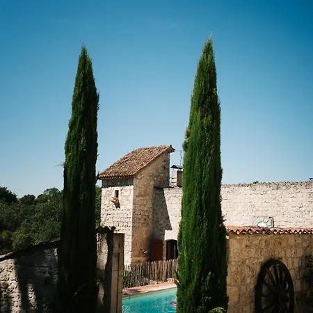 Chateau De Pleneselve * Bon-Encontre