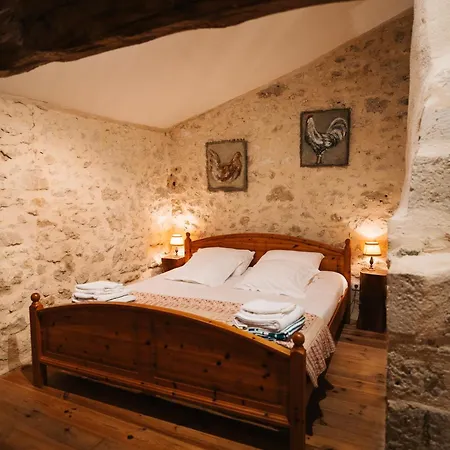 Chateau De Pleneselve