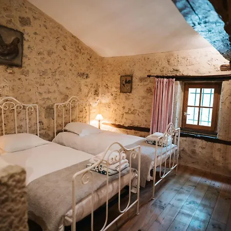 Chateau De Pleneselve *