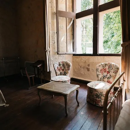 Chateau De Pleneselve Feriehus Bon-Encontre