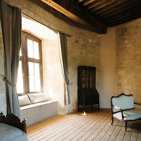 Chateau De Pleneselve *