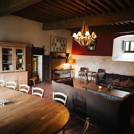 Chateau De Pleneselve