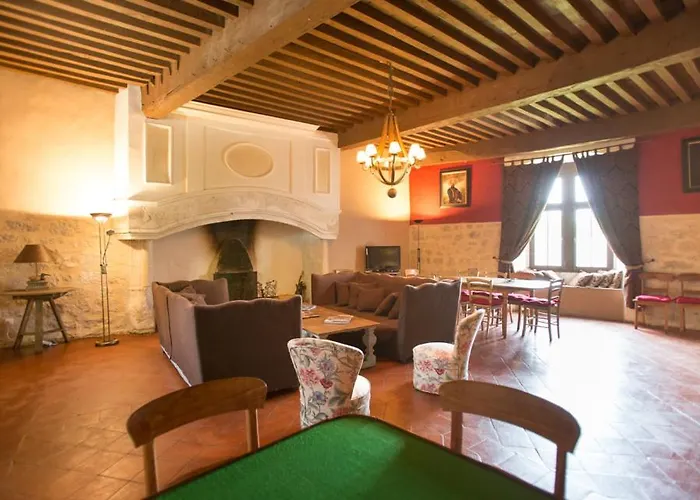 Chateau De Pleneselve * Bon-Encontre